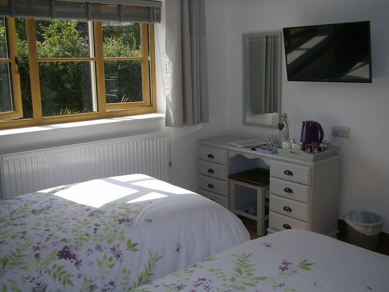 Grove Barn Bed And Breakfast