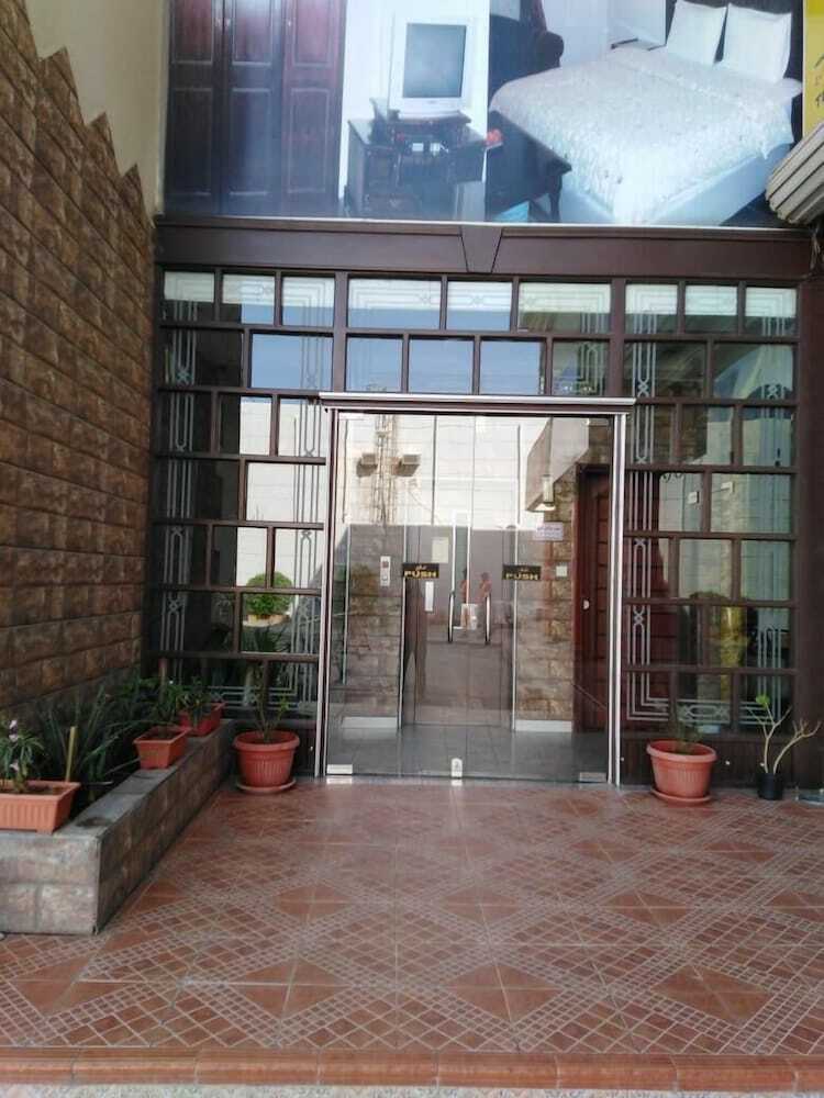 Amana Alfakhera Furnished Unit 2