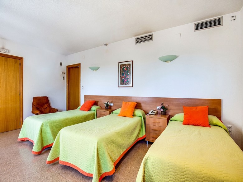 Oyo Hotel Restaurante Blanc I Negre 2