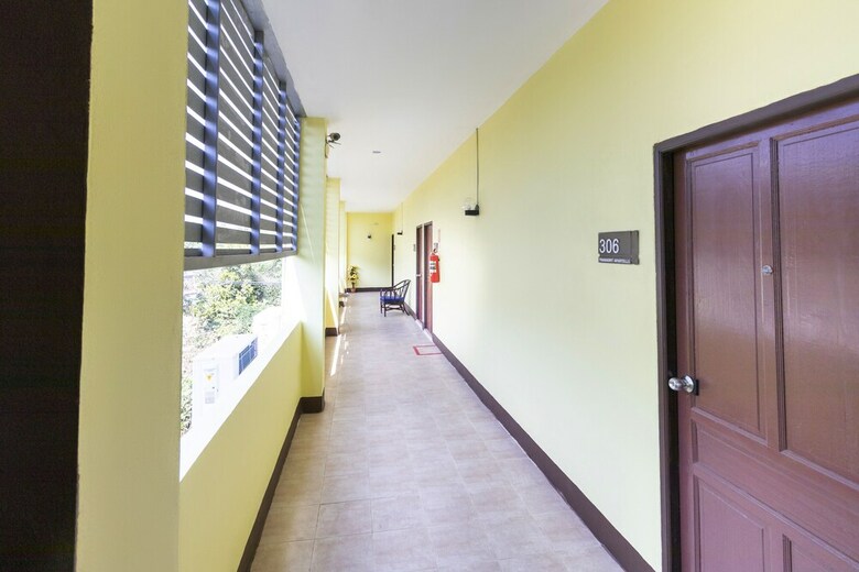 Hotel Oyo 632 Thanagrit Apartelle
