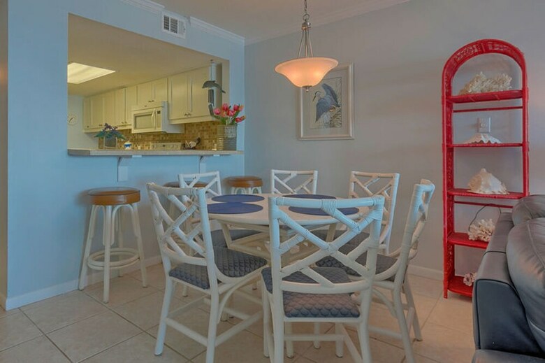 Castaways By Meyer Vacation Rentals