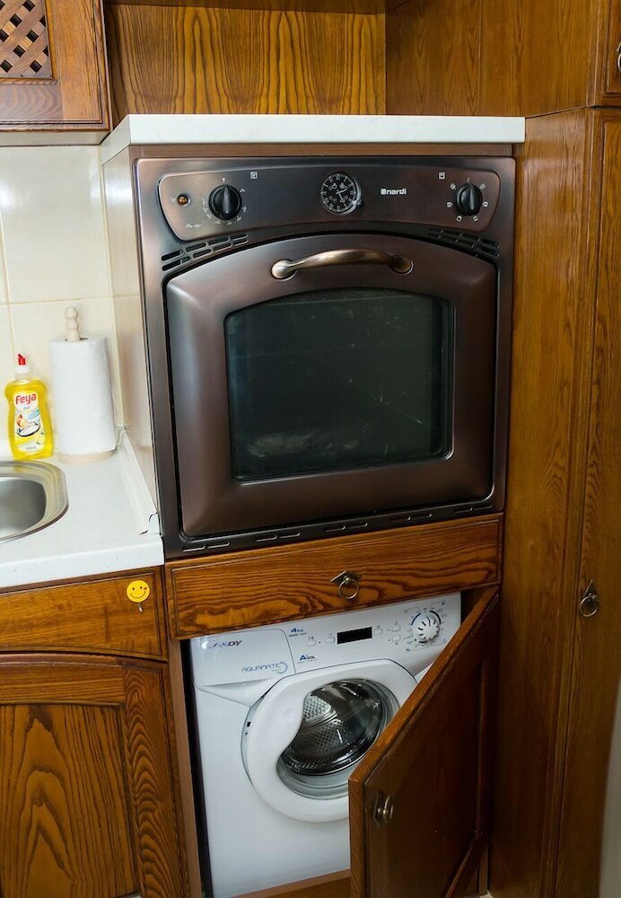 Fm Premium 1-bdr Apartment With Parking Spot