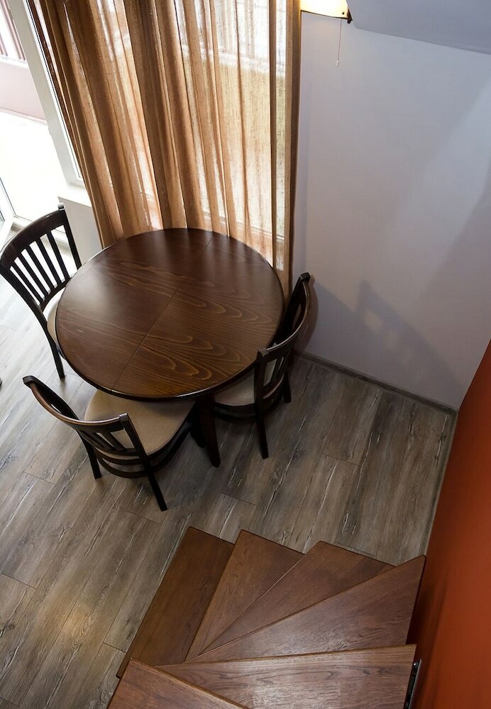 Apartamentos Fm Deluxe 1-bdr Maisonette With Terrace