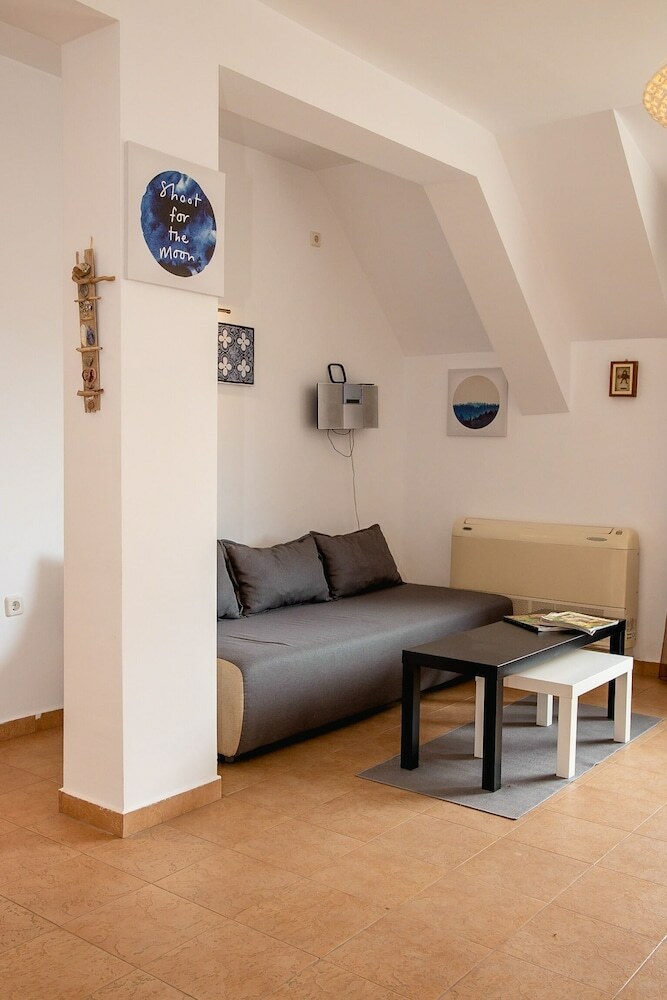 Fm Premium 1-bdr Apartment With Parking - Coral Joy