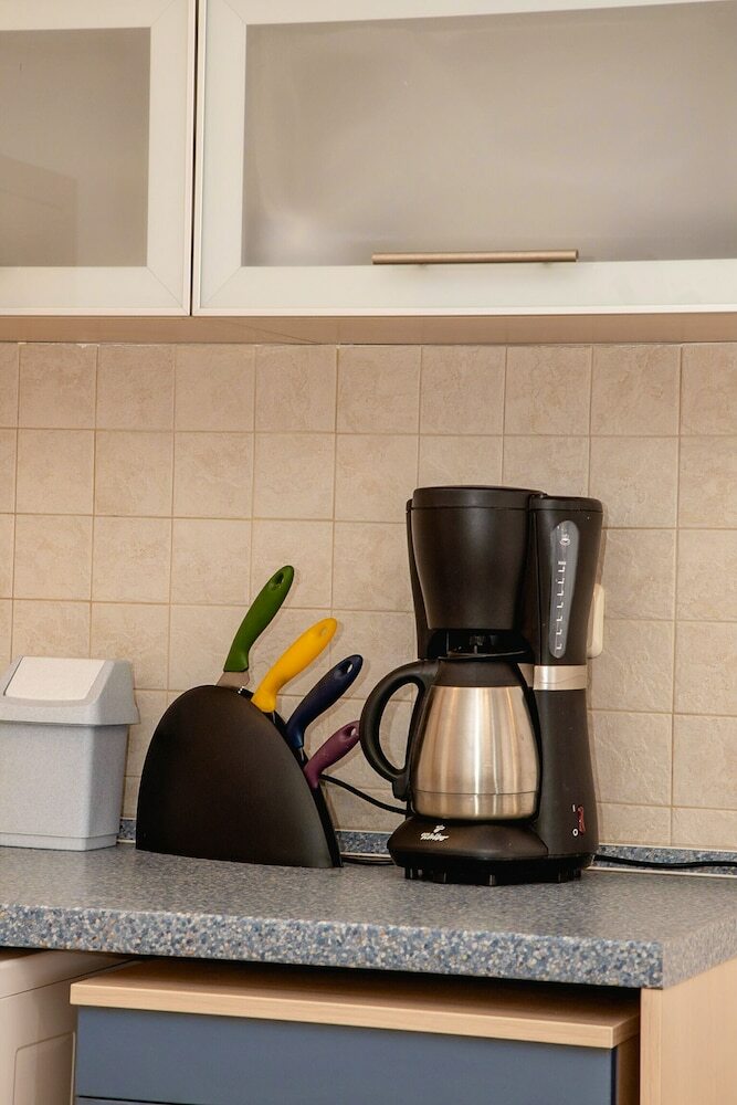 Fm Premium 1-bdr Apartment With Parking - Azure Joy