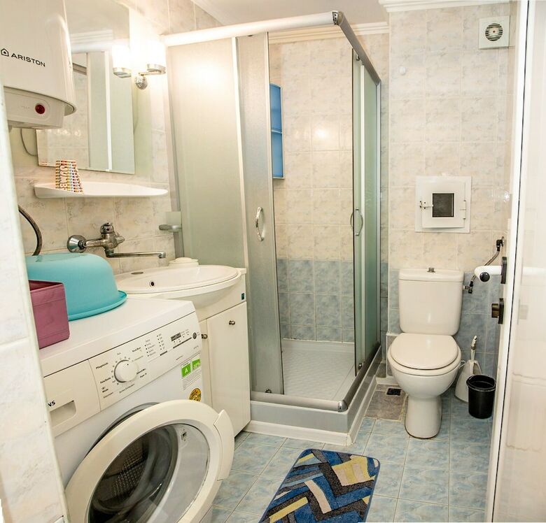 Apartamentos Fm Luxury 1-bdr Maisonette With Terrace