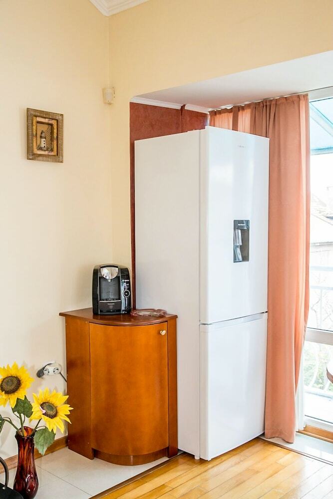 Apartamentos Fm Luxury 1-bdr Maisonette With Terrace