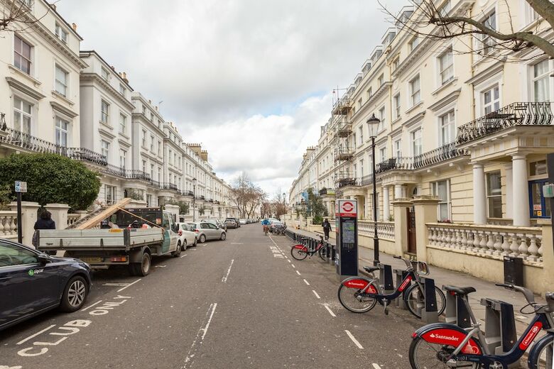 Apartamentos Beautiful 2 Bedroom Garden Flat