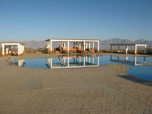 Swisscare Nuweiba Resort Hotel