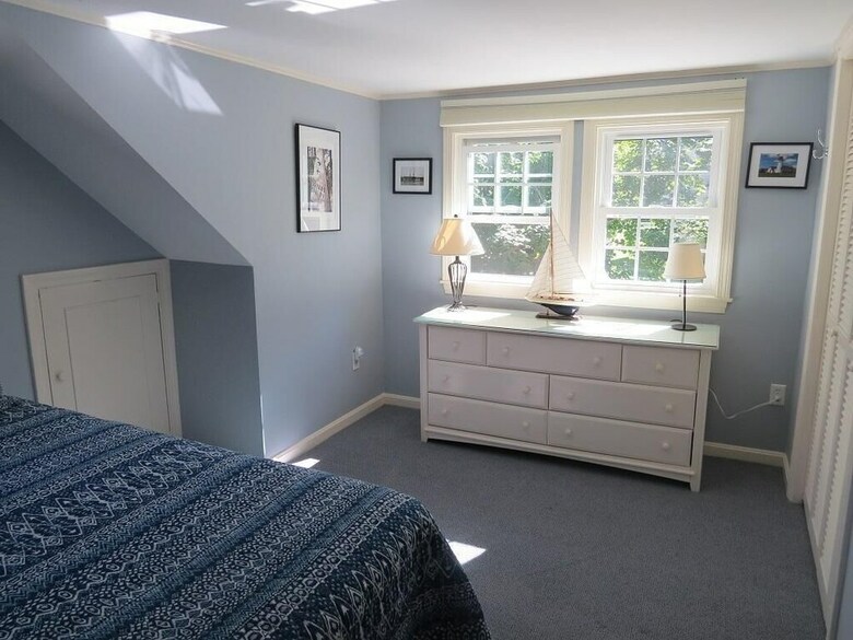 46 Fairview Drive South - Three Bedroom House