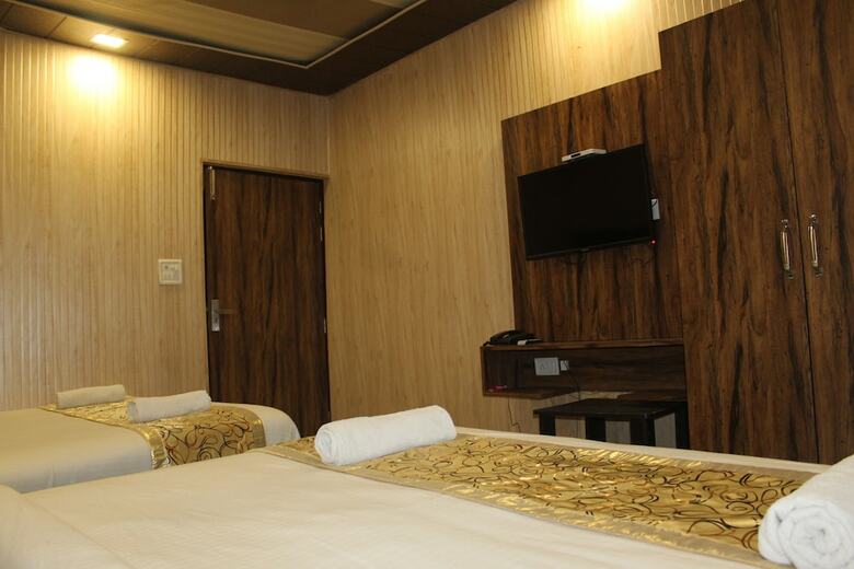Hotel Smile Residency