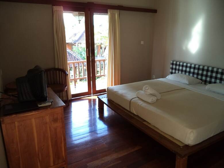Apartamento Lokasari Bungalows Spa & Gallery