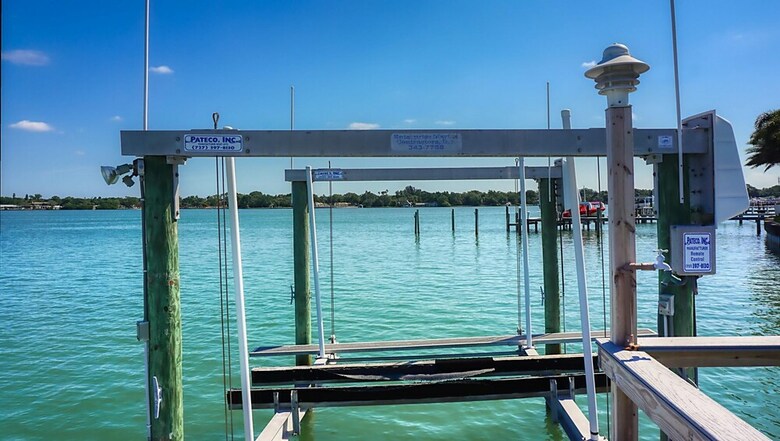 Treasure Island Intercoastal Boat Dock Pool 7989 By Techtravel