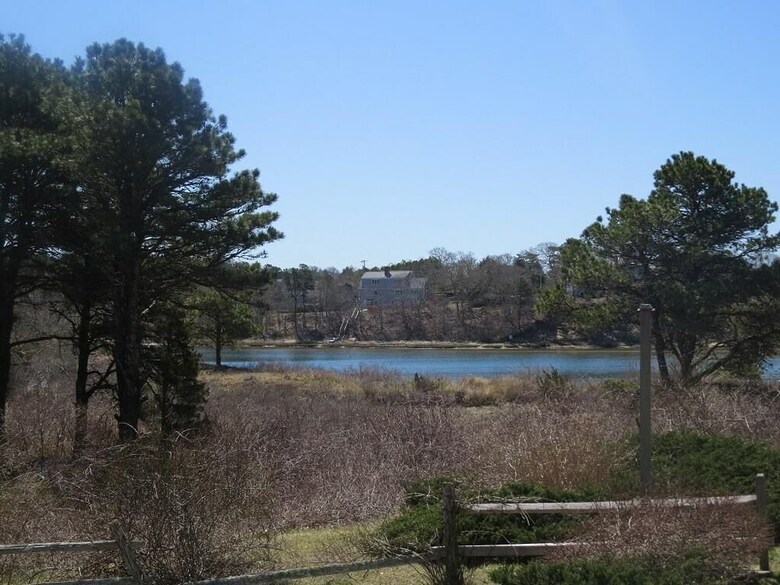 100 Beach Plum Road - Two Bedroom House