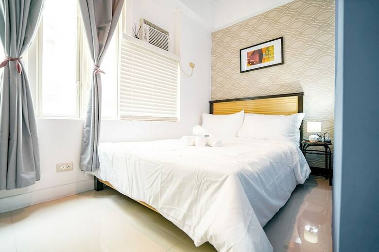 Indigo Mckinley Hill Stamford Residences