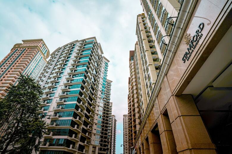 Indigo Mckinley Hill Stamford Residences