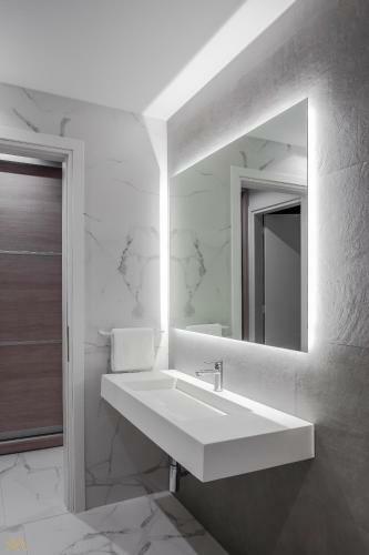 Elysium Boutique Apartments