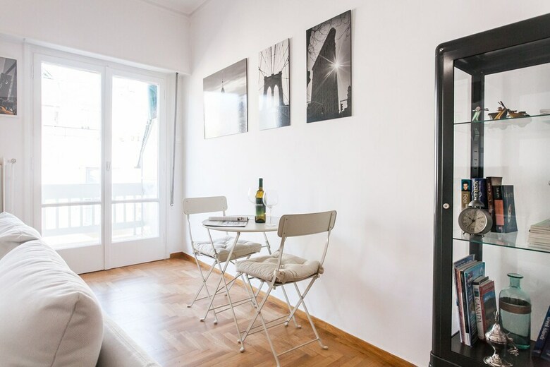 Apartamentos Chill Like A Local In Condo
