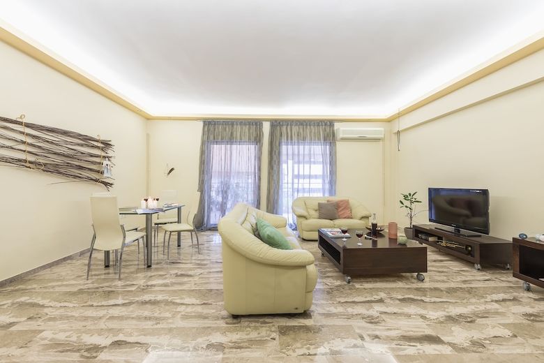 Apartamentos Keramikos Flower Power Residence