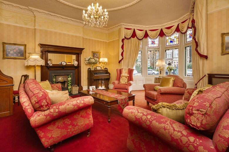 Lincoln House Hotel