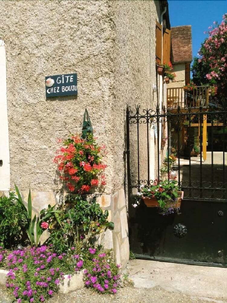 Bed & Breakfast Chambre D'hotes Chez Bouju