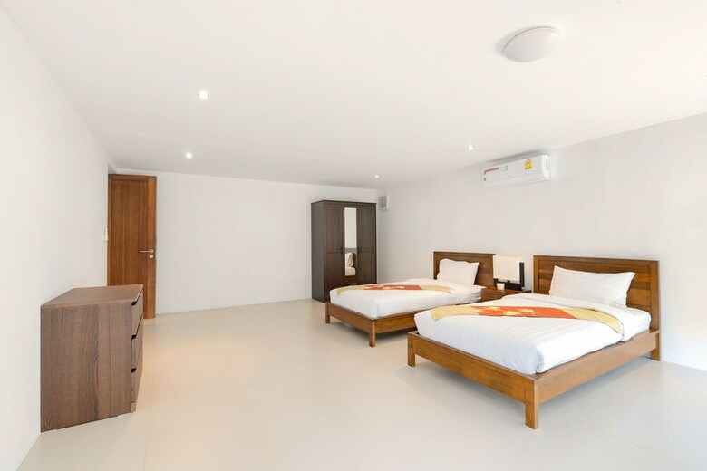 4 Bedroom Sea View Villa Bubbles
