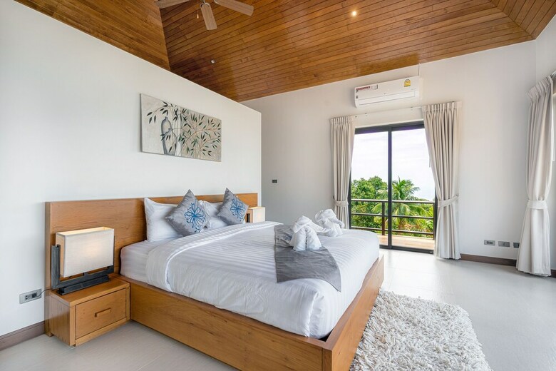 4 Bedroom Sea View Villa Bubbles
