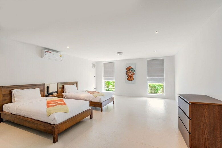 1 Bedroom Sea View Villa Bubbles