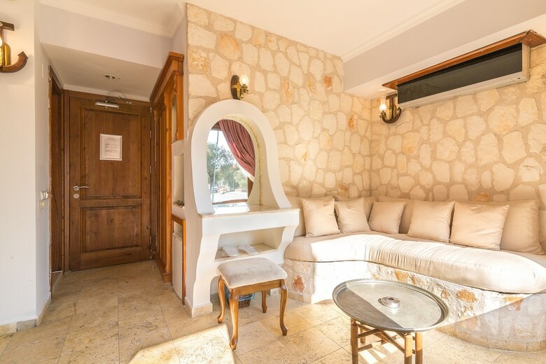 Bed & Breakfast Kalkan Oasis Hotel - Adults Only
