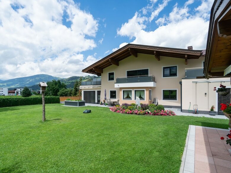 Luxurious Holiday Home In Mittersill With Terrace