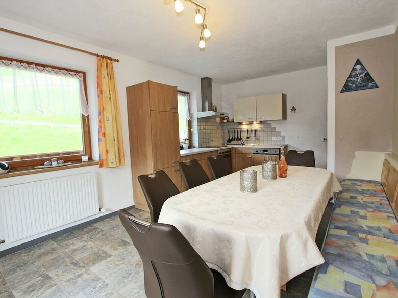 Lovely Apartment With Terrace In F�genberg