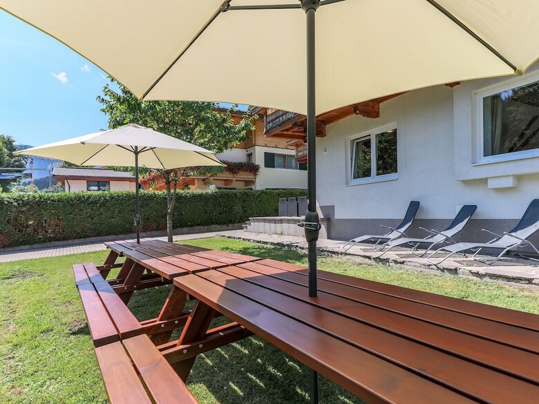 Comfortable Chalet In Ellmau Near Ski Slopes