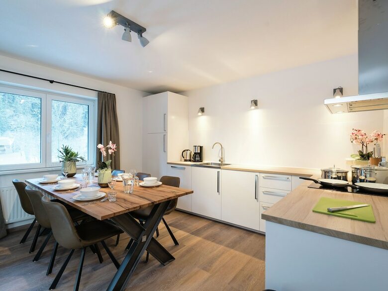 Comfortable Chalet In Saalbach-hinterglemm With Sauna