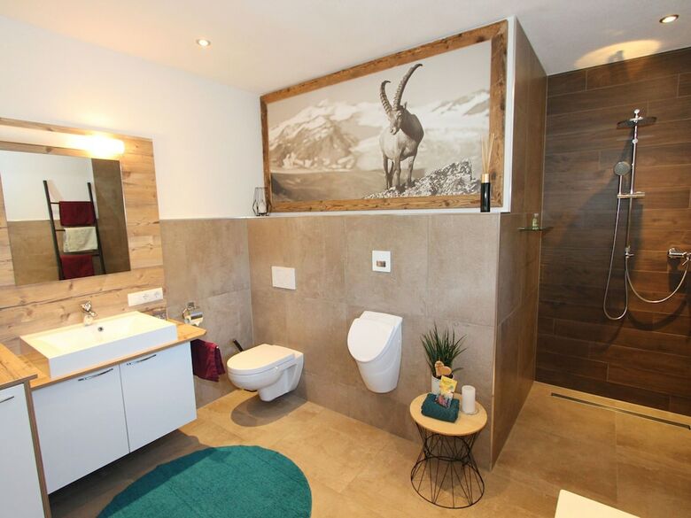 Cozy Apartment With Garden In Wenns