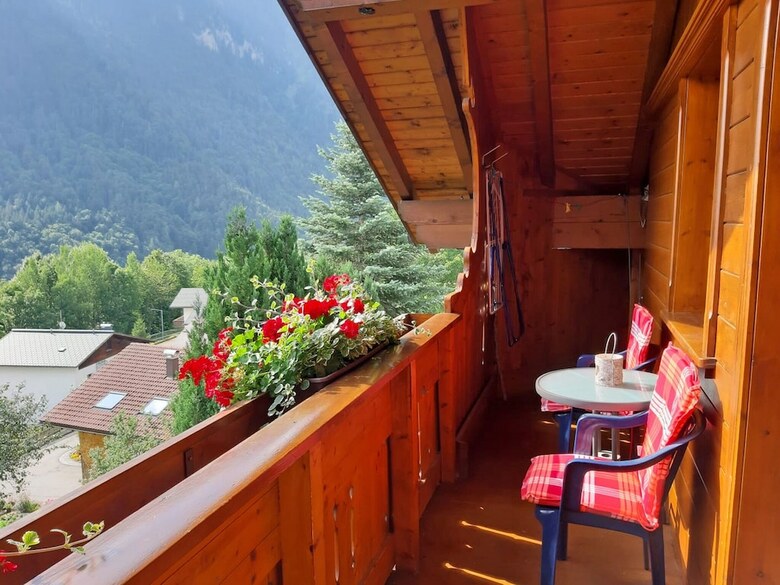 Charming Mansion Near Ski Area In B�rserberg