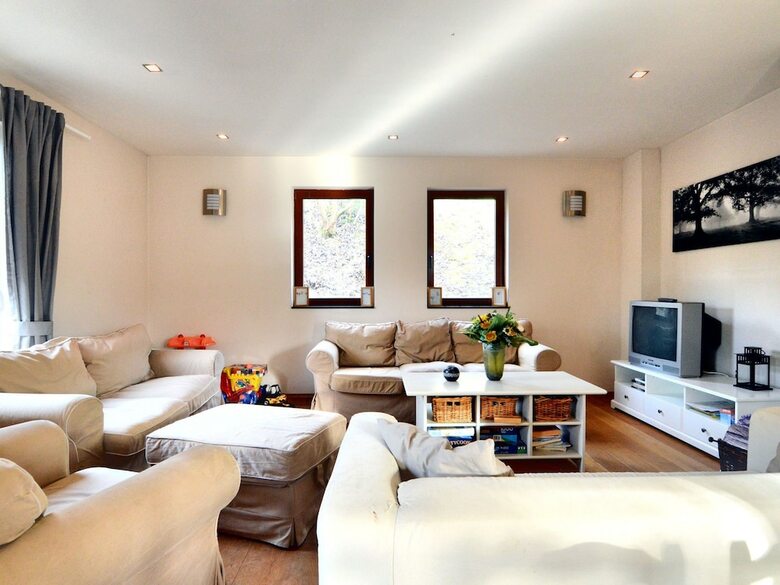 Modern Holiday Home With Private Garden In Vielsalm