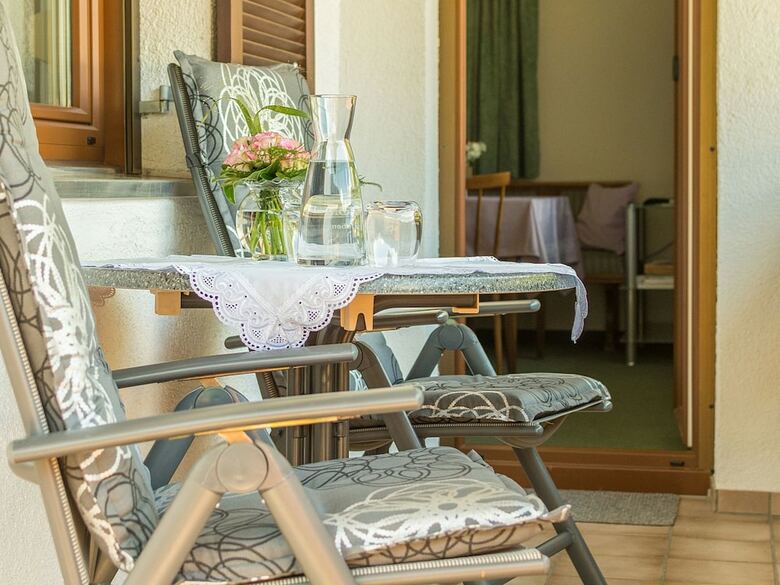 Lovely Apartment In Gortipohl With Sunlit Balcony