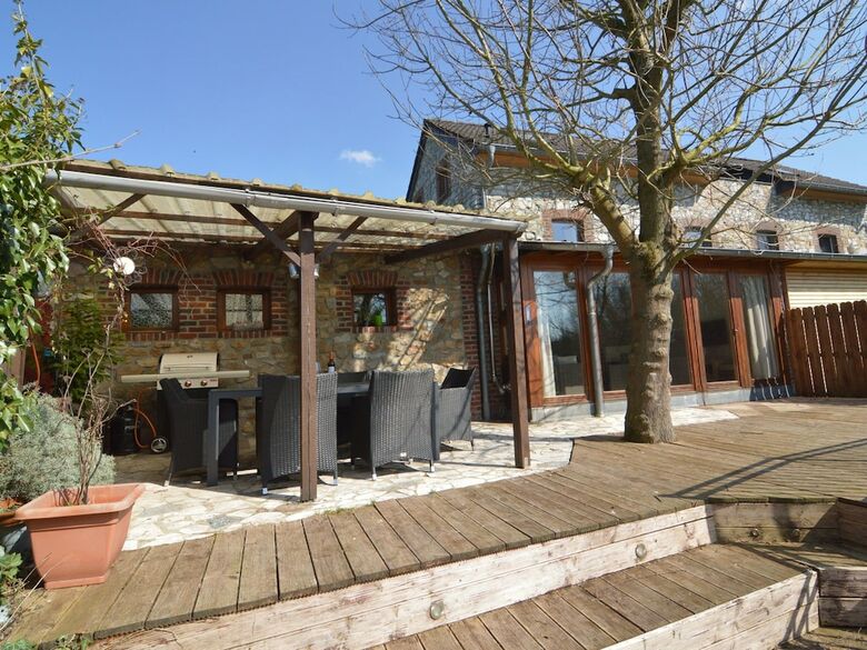 Immaculate Holiday Home, A Base Camp For Countless Trips And 15 Km From Aachen