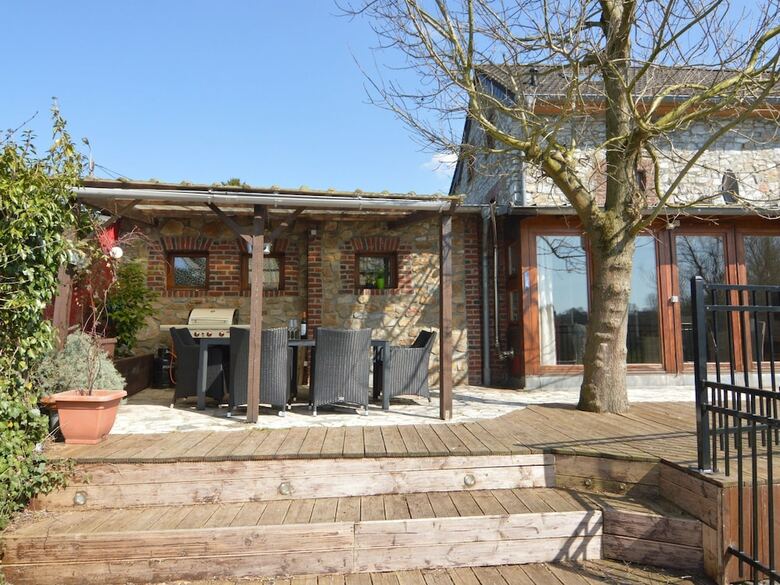 Immaculate Holiday Home, A Base Camp For Countless Trips And 15 Km From Aachen