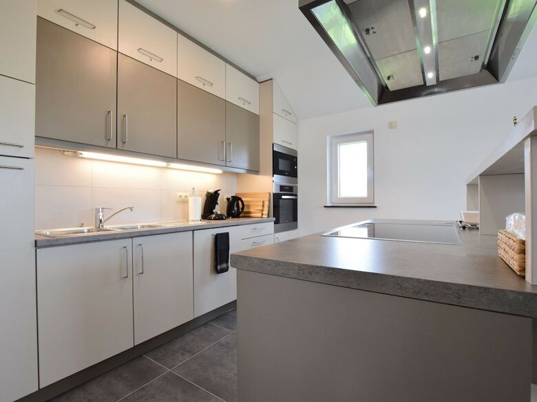 Cozy Apartment In L�glise With Terrace