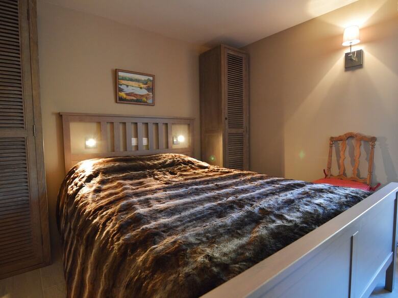 Modern Holiday Home In Viroinval With Forest Near