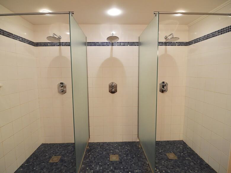 Charming Holiday Home In Robertville With Steambath
