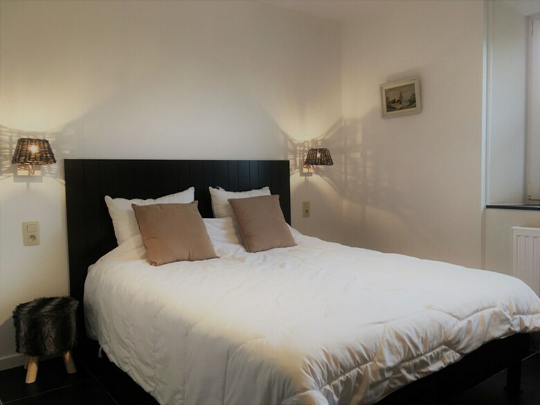 Rural Villa, 4 Kilometres From The Beach