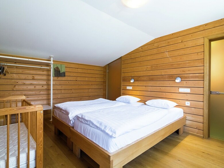 Luxurious Cottage In Sourbrodt With Sauna