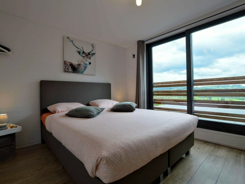 Splendid Detached Villa With Sauna And A Panoramic View Nearby Stavelot