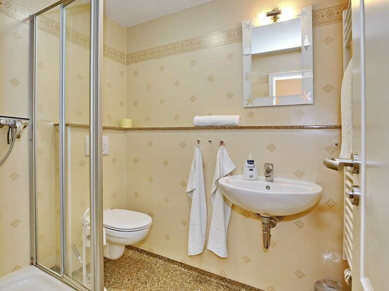 Pet-friendly Apartment In K�hlungsborn With Bbq