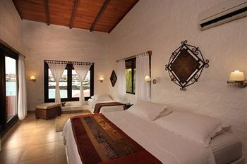 Hotel Red Mangrove Aventura Lodge