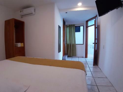 Hostal El Bamb� Galapagos Inn