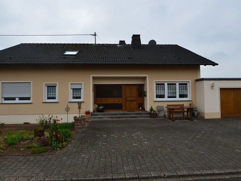 Modern Apartment In Nimshuscheid Near The Forest