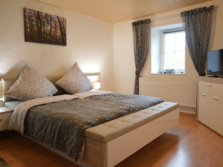 Comfortable Flat With Garden And Covered Terrace In Forested Surroundings